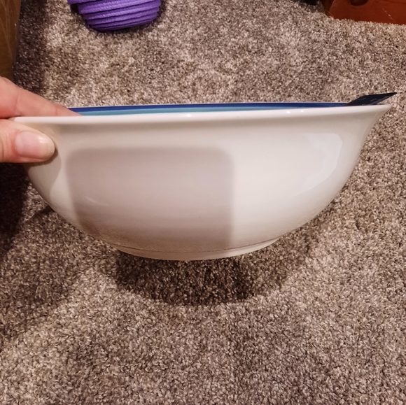 Pfaltzgraff Northwinds large salad/serving bowl - Picture 2 of 2